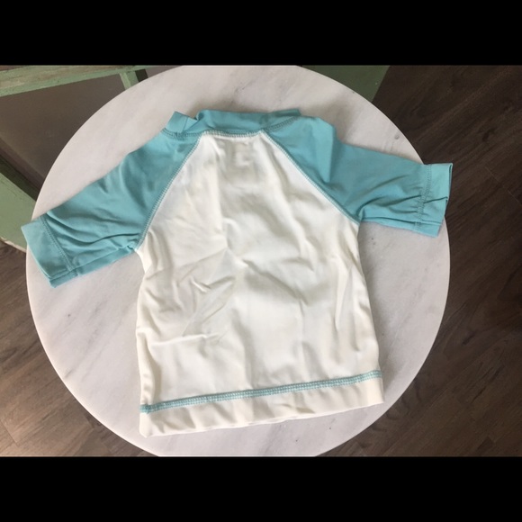 🚫SOLD Gymboree rash guard/ swim shirt - Picture 4 of 5